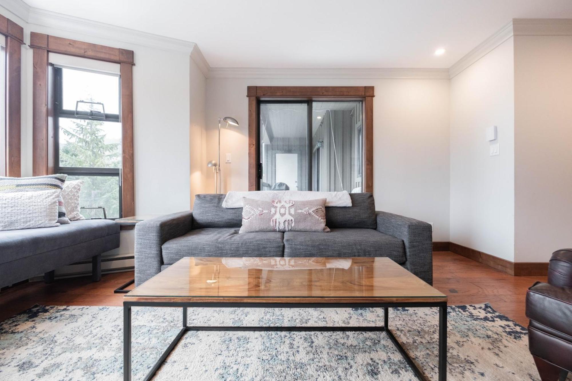 Greyhawk By Outpost Whistler Villa Exterior foto